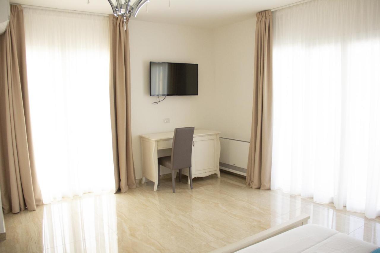 B&B Imperial Exclusive Rooms & Breakfast Porto Cesareo Exterior foto